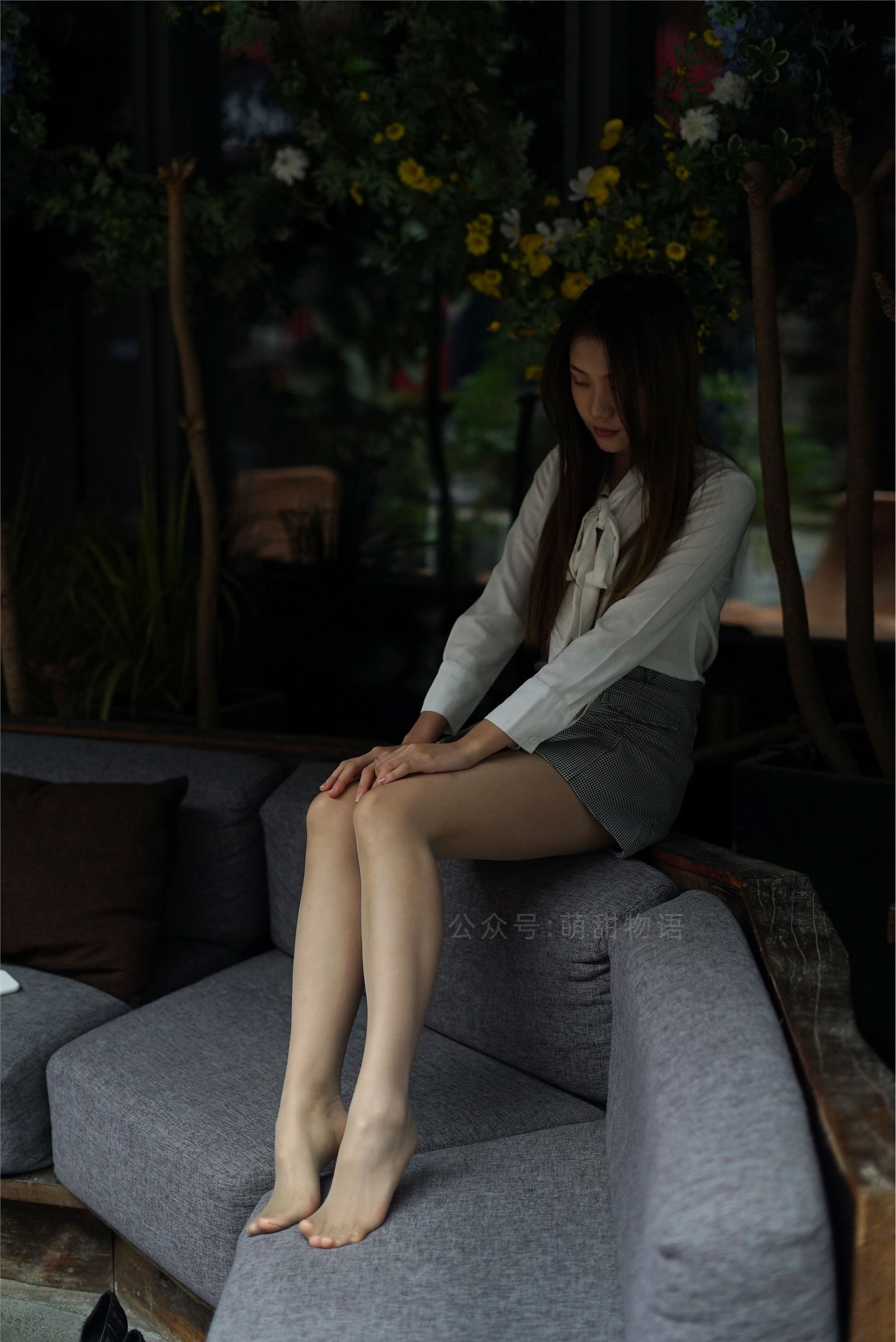 萌甜物语 XM210 《在路边的座位玩脚脚-笑笑(含SP)》